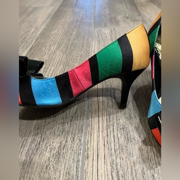 J. Reneé bright color heels - Picture 3 of 14